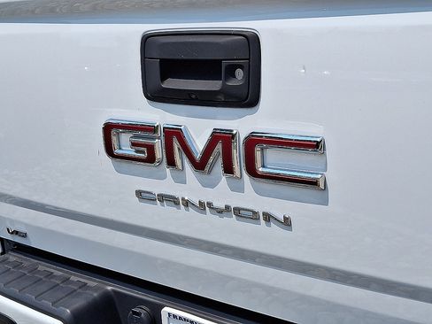 Used 2022 GMC Canyon Elevation w/ Trailering Package AWD/4WD image 15