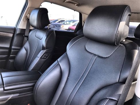 Used 2024 Genesis GV80 2.5T image 11