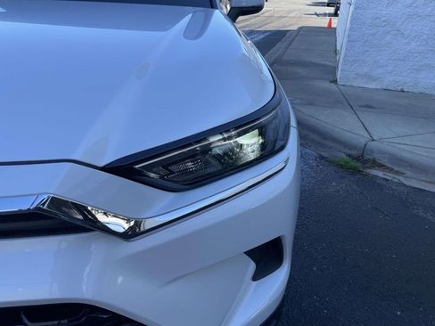 Used 2025 Toyota Grand Highlander FWD image 14