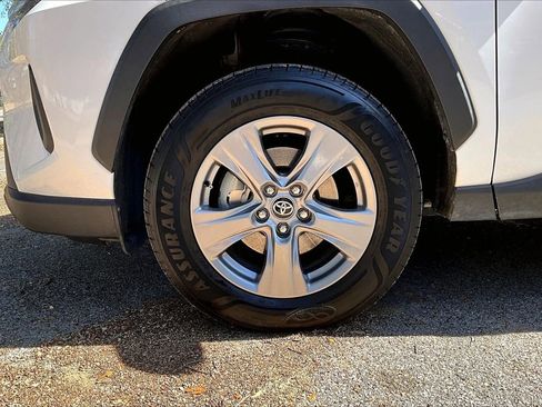 Used 2022 Toyota RAV4 XLE image 35