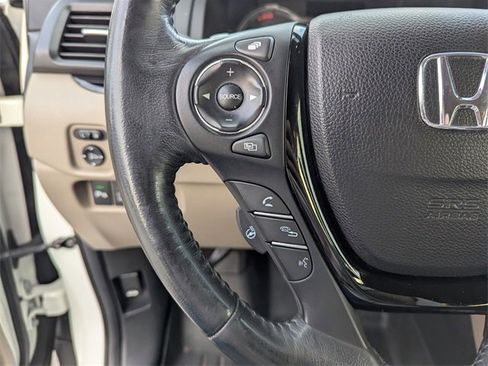 Used 2017 Honda Pilot Elite image 21