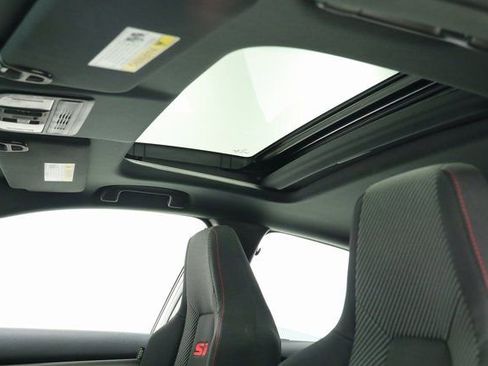 Used 2018 Honda Civic Si image 31