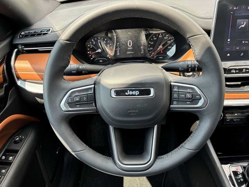 Certified 2024 Jeep Compass Limited w/ Sun and Sound Group AWD/4WD image 11