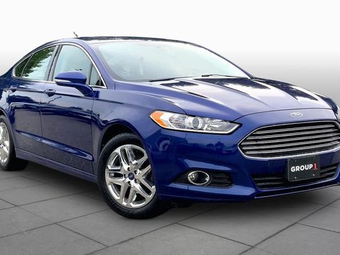 Used 2013 Ford Fusion SE FWD image 3
