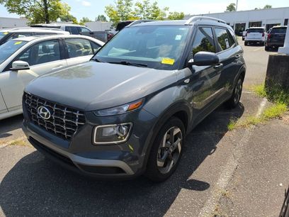 Used 2024 Hyundai Venue SEL