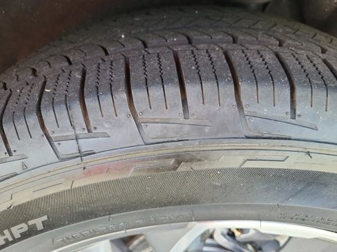 Used 2022 Honda CR-V EX-L image 11