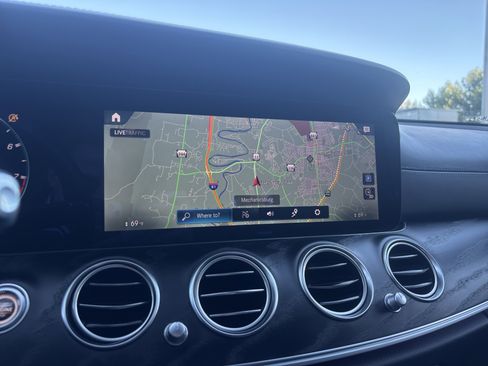 Used 2021 Mercedes-Benz E 63 AMG S image 18