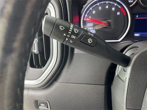 Used 2021 Chevrolet Silverado 1500 LT image 13