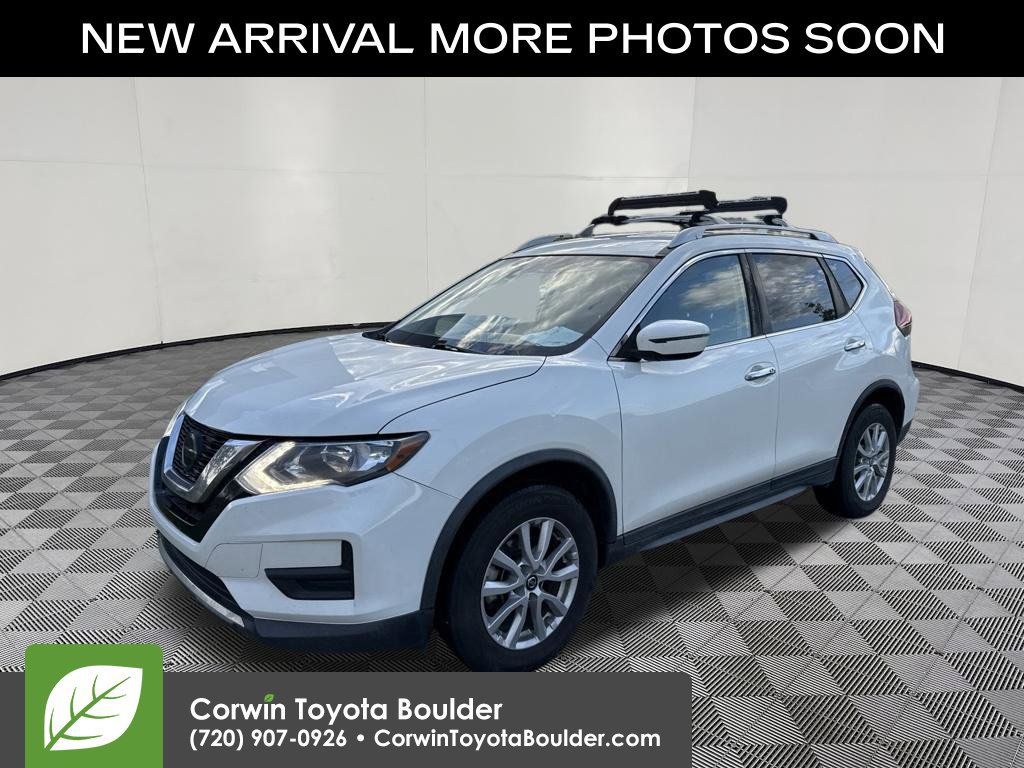 Used 2020 Nissan Rogue SV AWD/4WD image 3