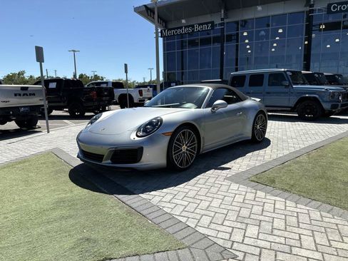 Used 2017 Porsche 911 Carrera 4S AWD/4WD image 9