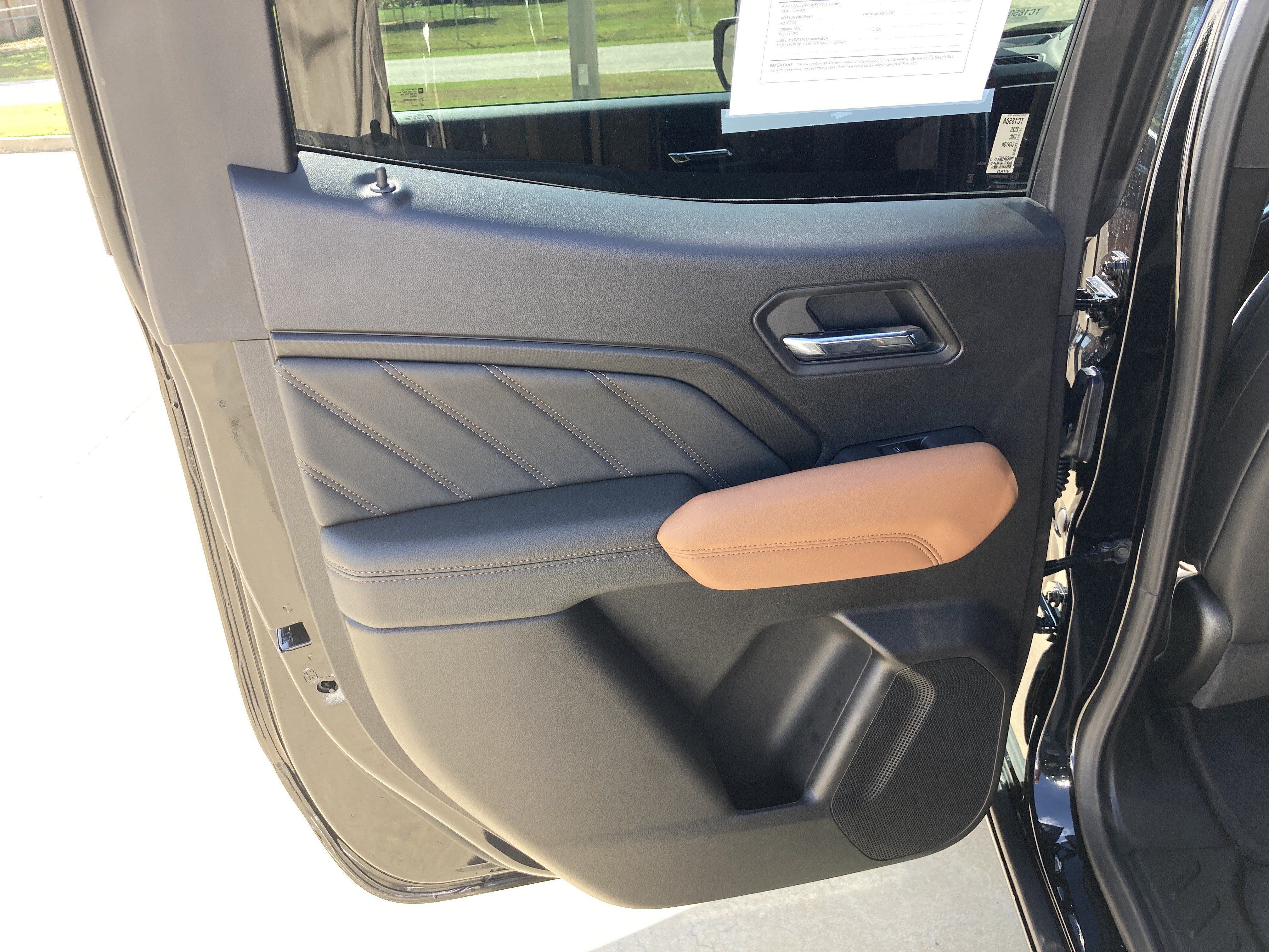 Certified 2026 GMC Canyon AT4 AWD/4WD image 15