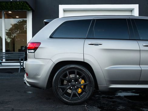 Used 2020 Jeep Grand Cherokee Trackhawk w/ Trailer Tow Group IV AWD/4WD image 8