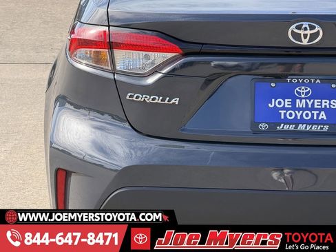 Used 2026 Toyota Corolla LE image 10