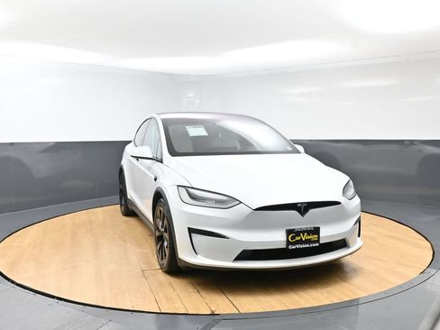 Used 2023 Tesla Model X AWD/4WD image 2