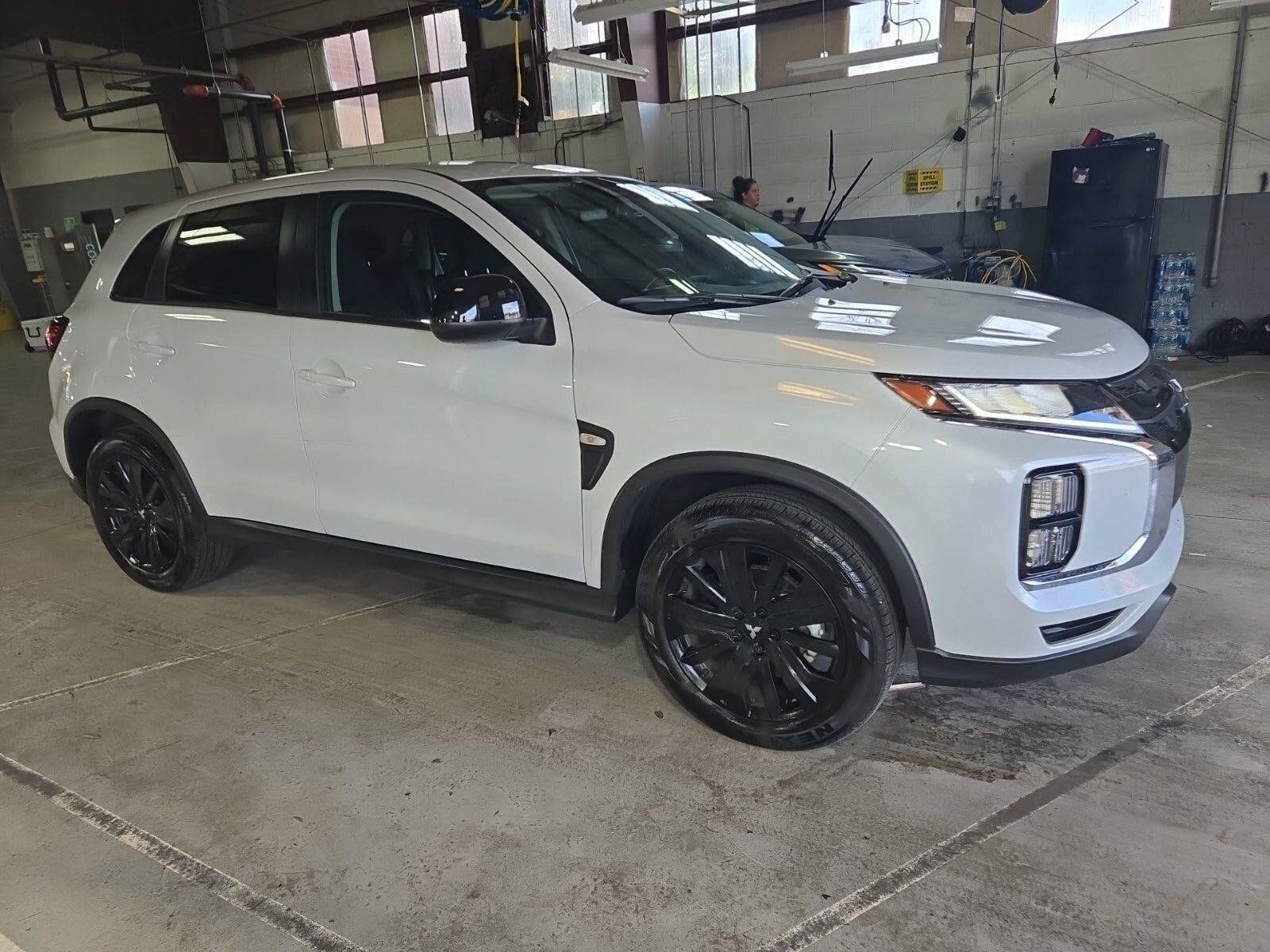 Used 2026 Mitsubishi Outlander Sport LE AWD/4WD image 15