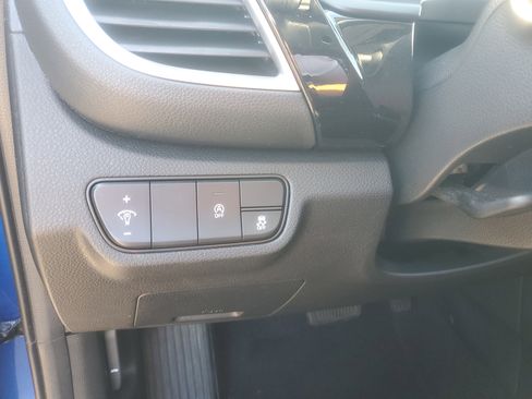 Used 2025 Kia Seltos S FWD image 21
