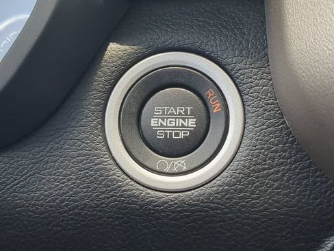 Used 2024 RAM 2500 Laramie w/ Safety Group AWD/4WD image 36