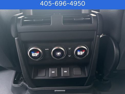 Used 2024 Land Rover Defender 110 S image 22