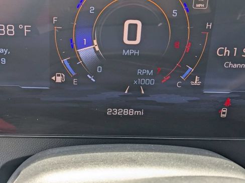 Used 2026 Chevrolet Traverse LT FWD image 19