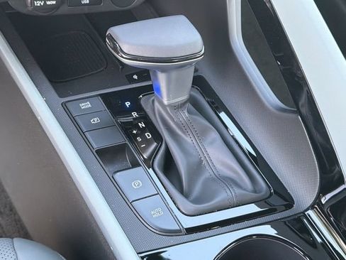 New 2026 Hyundai Elantra Limited FWD image 33