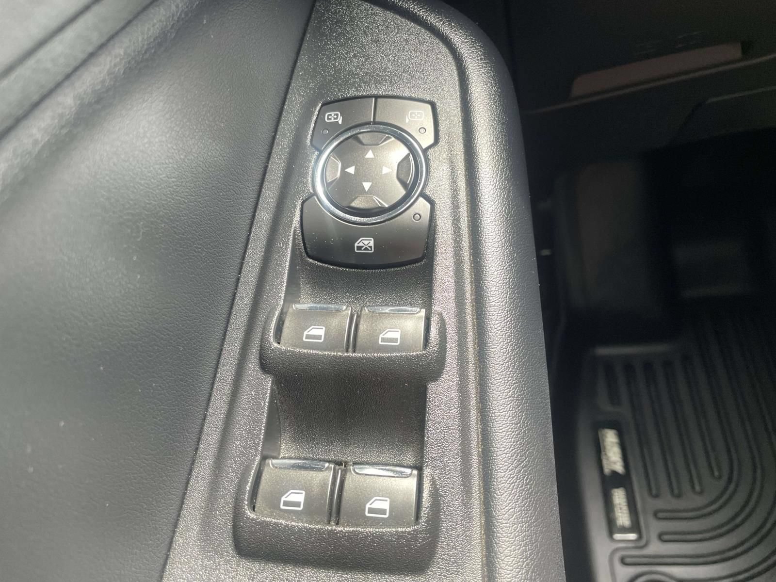 Used 2022 Ford Edge SE AWD/4WD image 25