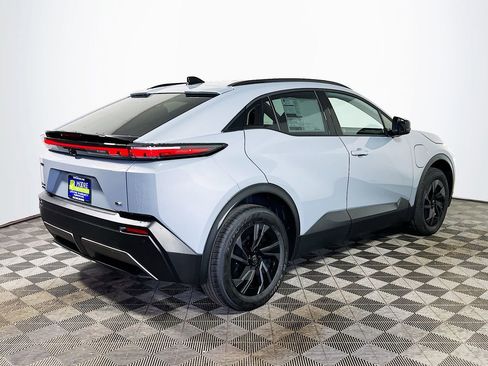 New 2026 Toyota C-HR image 8