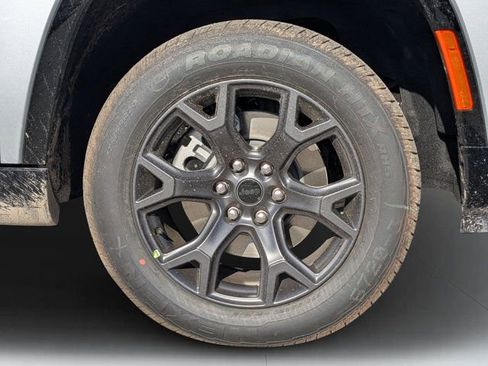 New 2026 Jeep Grand Wagoneer Limited image 10