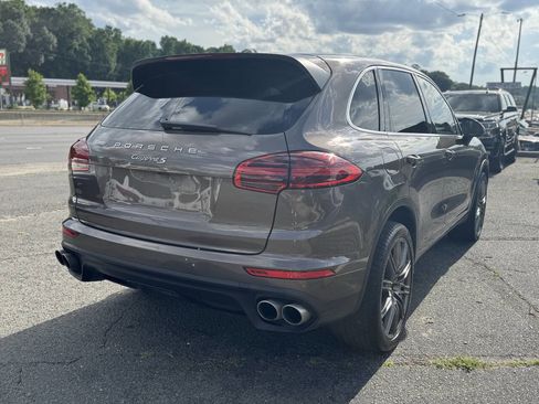Used 2016 Porsche Cayenne S w/ Premium Plus Package image 7