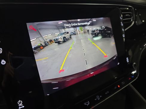 Used 2022 Jeep Wagoneer Series III w/ Rear Seat Video Group 1 AWD/4WD image 22