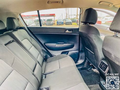 Used 2022 Kia Sportage LX image 26