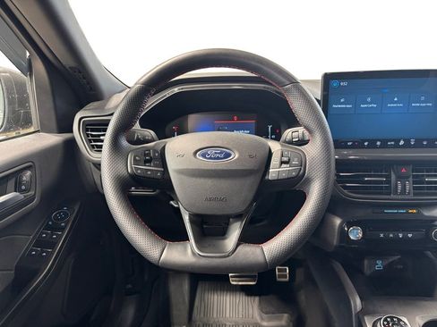 Used 2023 Ford Escape ST-Line w/ Tech Pack #1 AWD/4WD image 12