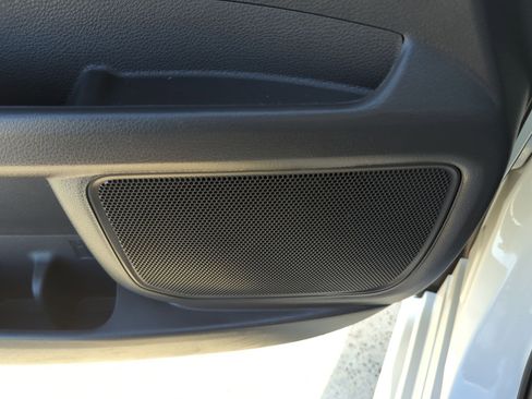 Used 2024 Toyota Sienna XLE image 15