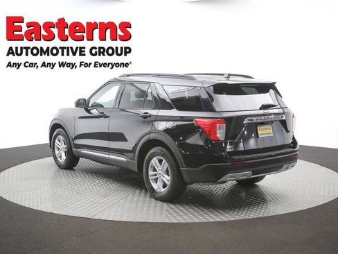 Used 2021 Ford Explorer XLT w/ Equipment Group 202A AWD/4WD image 64
