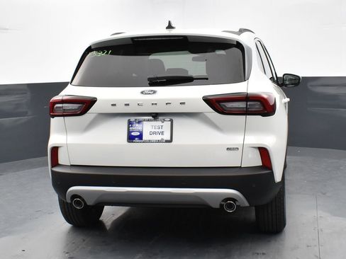 New 2025 Ford Escape SE FWD image 7