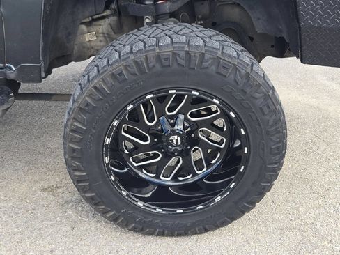Used 2018 Chevrolet Silverado 2500 LTZ w/ Duramax Plus Package AWD/4WD image 33