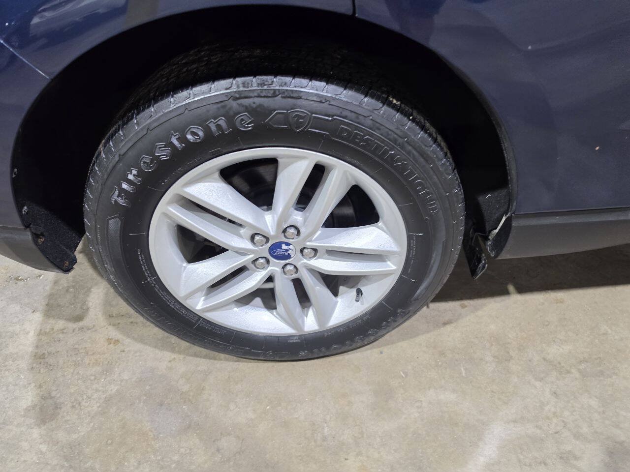 Used 2017 Ford Edge SEL w/ Equipment Group 201A AWD/4WD image 19