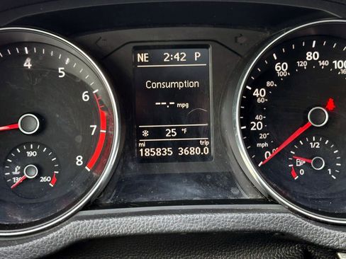 Used 2017 Volkswagen Passat 1.8T SE image 20