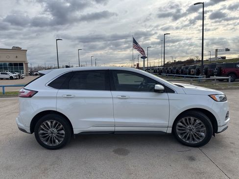 Used 2024 Ford Edge Titanium w/ Titanium Elite Package image 17
