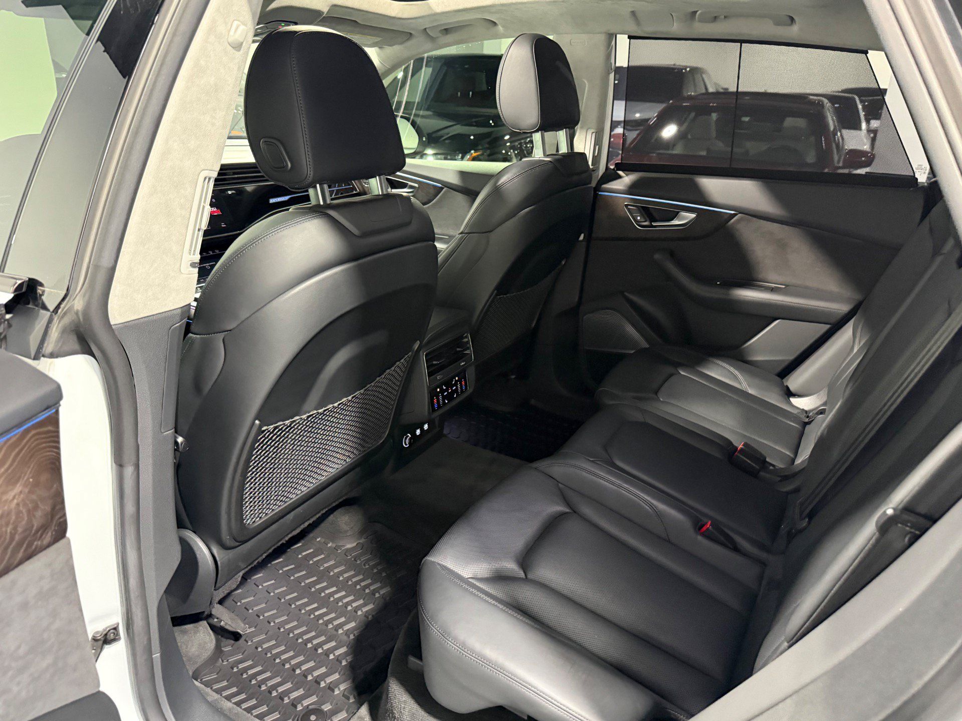 Used 2019 Audi Q8 Prestige w/ Luxury Package AWD/4WD image 62