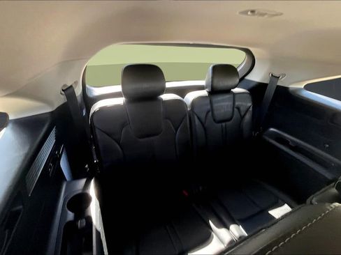 Used 2021 Kia Sorento S image 26