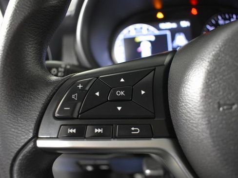 Certified 2022 Nissan Kicks SV image 11