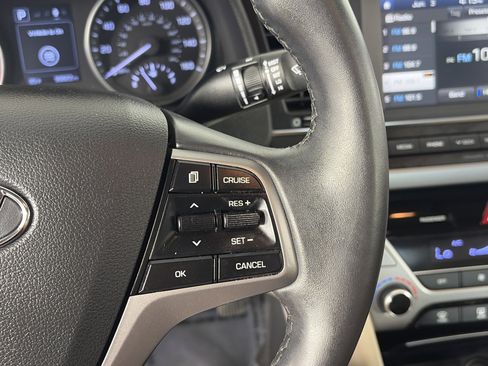 Used 2017 Hyundai Elantra SE w/ SE A/T Tech Package 03 FWD image 28