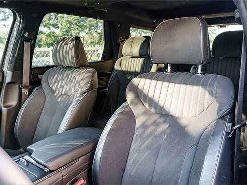 Used 2025 Hyundai Palisade Calligraphy image 10