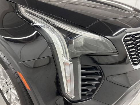 Used 2022 Cadillac XT4 Premium Luxury w/ Safety Alert Package AWD/4WD image 11
