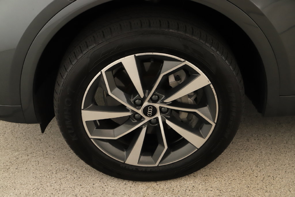 Certified 2023 Audi Q5 2.0T Premium Plus AWD/4WD image 33