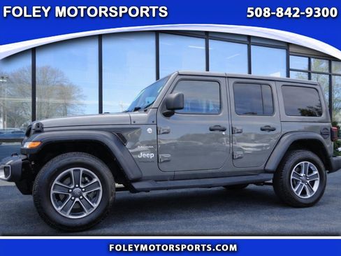 Used 2019 Jeep Wrangler Unlimited Sahara w/ Dual Top Group image 1