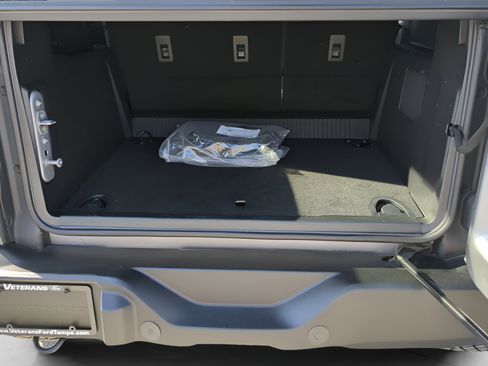 Used 2024 Ford Bronco Wildtrak image 38