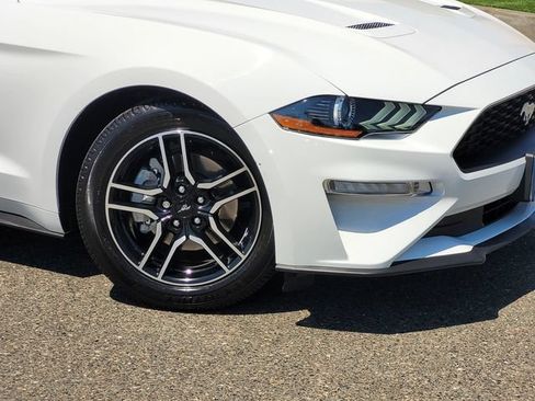 Certified 2020 Ford Mustang Premium RWD image 6