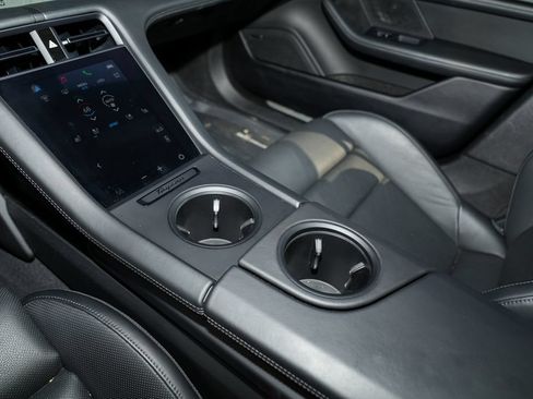 Certified 2025 Porsche Taycan 4S AWD/4WD image 20