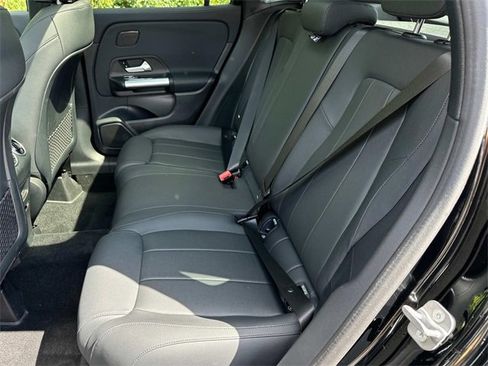 Certified 2025 Mercedes-Benz GLA 250 4MATIC image 11